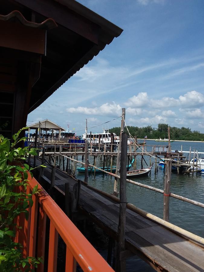 At Pier Hostel Lanta Ko Lanta Eksteriør billede
