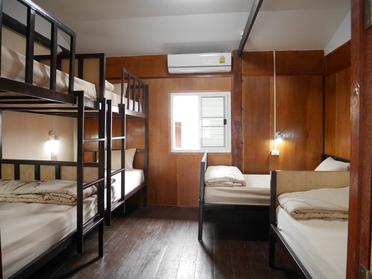 At Pier Hostel Lanta Ko Lanta Eksteriør billede