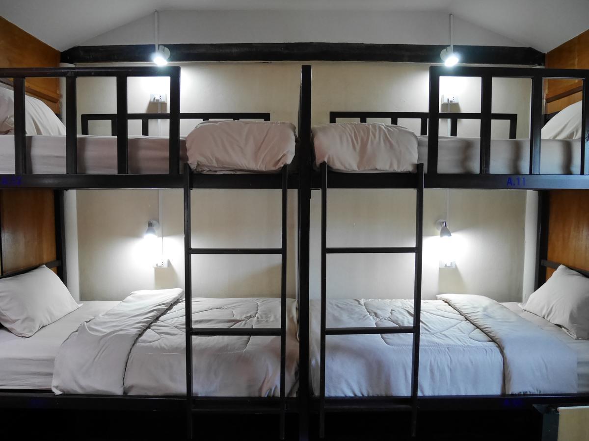At Pier Hostel Lanta Ko Lanta Eksteriør billede